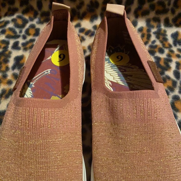 Blowfish Malibu Women’s Knit Glitter Slip On Sneakers Gold Mouve - Picture 11 of 16